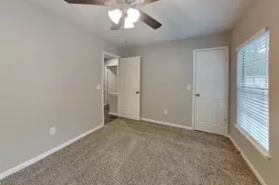 9322 Bayou Bluff Dr, Spring, TX 77379 - Photo 12