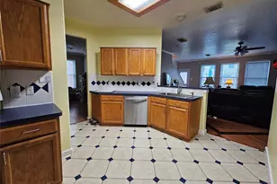 19511 Maywood Falls Cir, Houston, TX 77084 - Photo 6