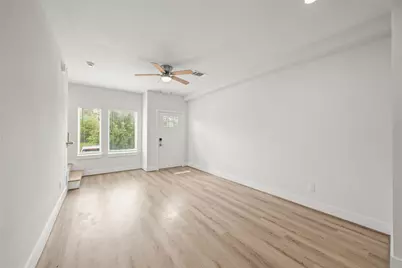 4007 New Orleans Street #B, Houston, TX 77020 - Photo 8