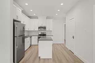 4007 New Orleans St, Houston, TX 77020 - Photo 2