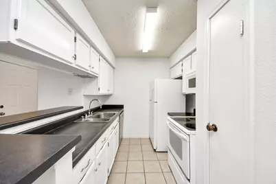 2120 El Paseo Street #405, Houston, TX 77054 - Photo 8
