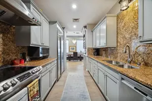 914 Main St, Houston, TX 77002 - Photo 1