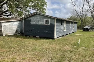 2832 County Rd 310, Brazoria, TX 77422 - Photo 14