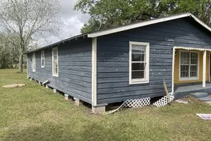 2832 County Rd 310, Brazoria, TX 77422 - Photo 12