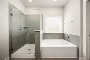 2538 Bay Winds Ln, Baytown, TX 77523 - Photo 16