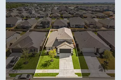 2538 Bay Winds Lane, Baytown, TX 77523 - Photo 2