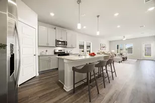 2538 Bay Winds Ln, Baytown, TX 77523 - Photo 8