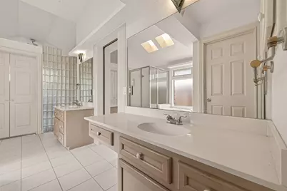 5437 Loch Lomond Drive, Houston, TX 77096 - Photo 42