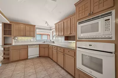 5437 Loch Lomond Drive, Houston, TX 77096 - Photo 18