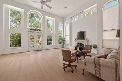 5437 Loch Lomond Drive, Houston, TX 77096 - Photo 8