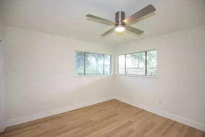 124 Lazy Lane, Baytown, TX 77520 - Photo 24