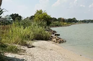 302 Shoreacres Blvd, Shoreacres, TX 77571 - Photo 8