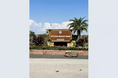 302 Shore Acres Boulevard, Shoreacres, TX 77571 - Photo 10