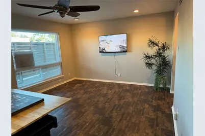 1529 Wirt Road #27, Houston, TX 77055 - Photo 18