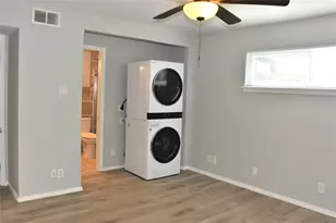 1529 Wirt Rd, Houston, TX 77055 - Photo 6