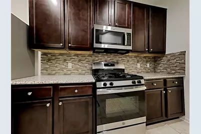16706 E Whimbrel Circle, Conroe, TX 77385 - Photo 4