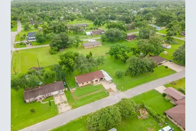 107 Langham Street, Freeport, TX 77541 - Photo 28