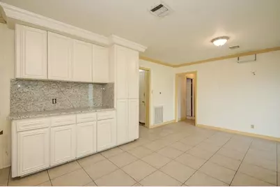 107 Langham Street, Freeport, TX 77541 - Photo 10