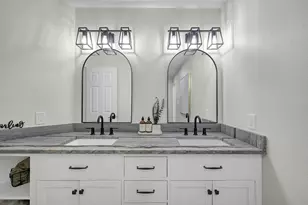 13314 Hilltop Cir, Willis, TX 77318 - Photo 16