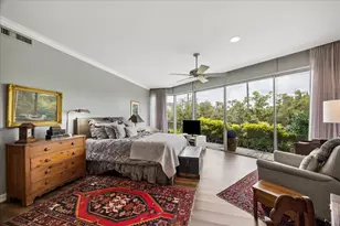 5050 Woodway Dr, Houston, TX 77056 - Photo 10