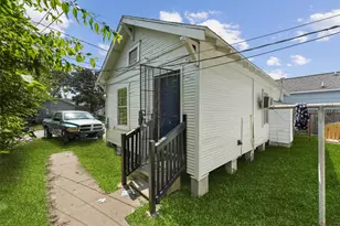 3021 Florida St, Houston, TX 77026 - Photo 2