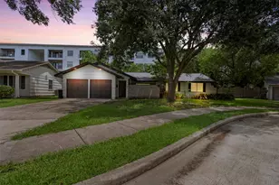5422 Lincrest Ln, Houston, TX 77056 - Photo 2