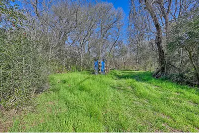 000 Zettel Road, New Ulm, TX 78950 - Photo 2