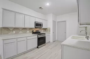 6627 Stonecross Creek Ln, Katy, TX 77449 - Photo 8