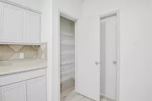 6627 Stonecross Creek Ln, Katy, TX 77449 - Photo 10