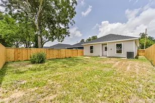 440 Ave B, La Marque, TX 77568 - Photo 28