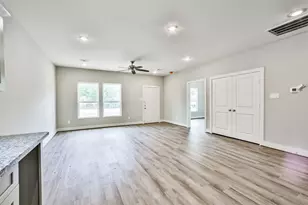 440 Ave B, La Marque, TX 77568 - Photo 8