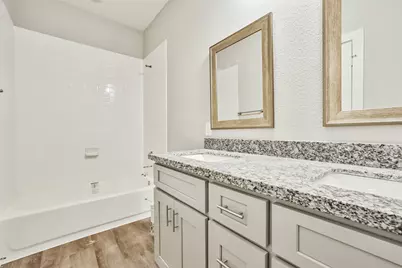 440 Ave B, La Marque, TX 77568 - Photo 18