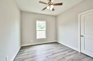 440 Ave B, La Marque, TX 77568 - Photo 20