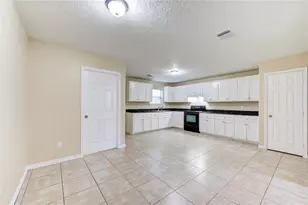 605 Center St, Pasadena, TX 77506 - Photo 6