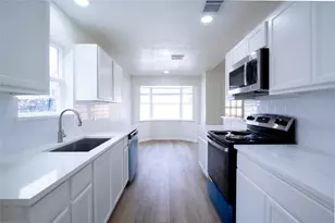 9310 Vickijohn Dr, Houston, TX 77031 - Photo 6