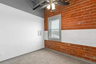 612 W Texas Ave, Baytown, TX 77520 - Photo 6