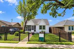 1005 Dorothy St, Houston, TX 77008 - Photo 1