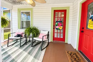 1005 Dorothy St, Houston, TX 77008 - Photo 4