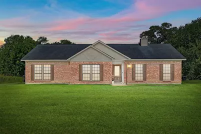 1102 Spring Branch Drive, Baytown, TX 77523 - Photo 1