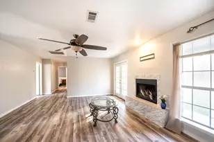 18770 Oakridge Dr, Cleveland, TX 77328 - Photo 8