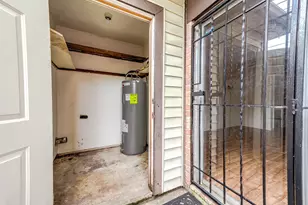 1609 Mapleton Dr, Houston, TX 77043 - Photo 20