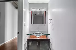 2000 Bagby St St, Houston, TX 77002 - Photo 8