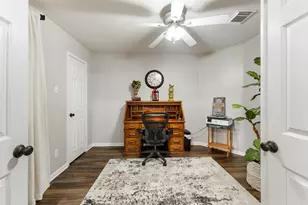 58 N Delta Mill Cir, The Woodlands, TX 77385 - Photo 12