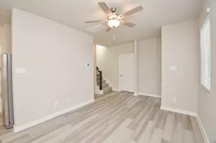 3107 Boulder Rnch Dr, Houston, TX 77063 - Photo 12