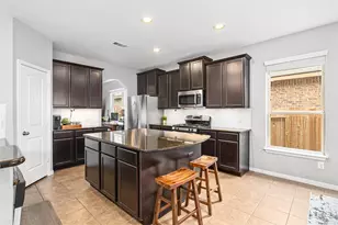 1071 Cedar Lake Ct, Conroe, TX 77384 - Photo 4