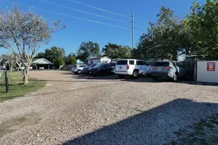 1704 Avenue D, Rosenberg, TX 77471 - Photo 2