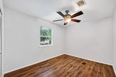 16419 Barcelona Drive, Friendswood, TX 77546 - Photo 22