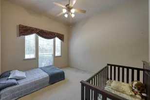 74 W Tapestry Park Cir, The Woodlands, TX 77381 - Photo 24