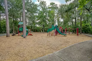 74 W Tapestry Park Cir, The Woodlands, TX 77381 - Photo 46