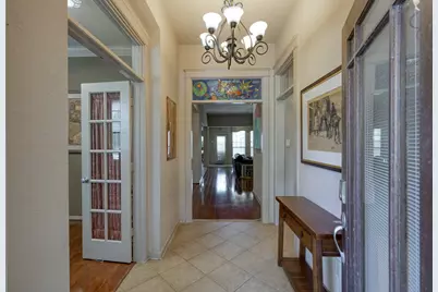 74 W Tapestry Park Circle, The Woodlands, TX 77381 - Photo 4